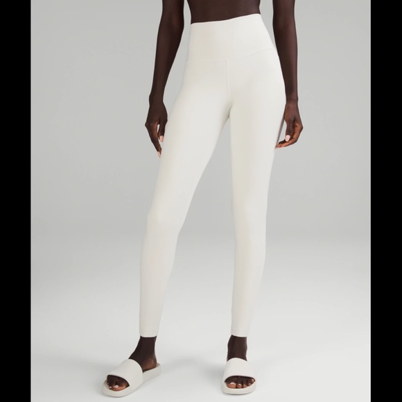lululemon athletica Pants - Lululemon Wunder Under Full On Luxtreme in White Size 8